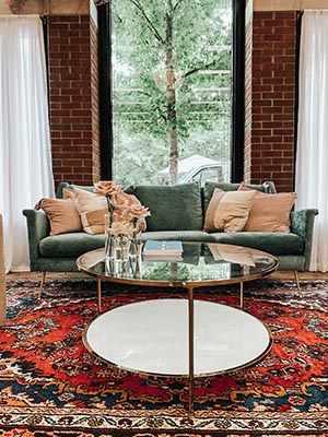 Choosing the Right Size and Color Rug for Your Home