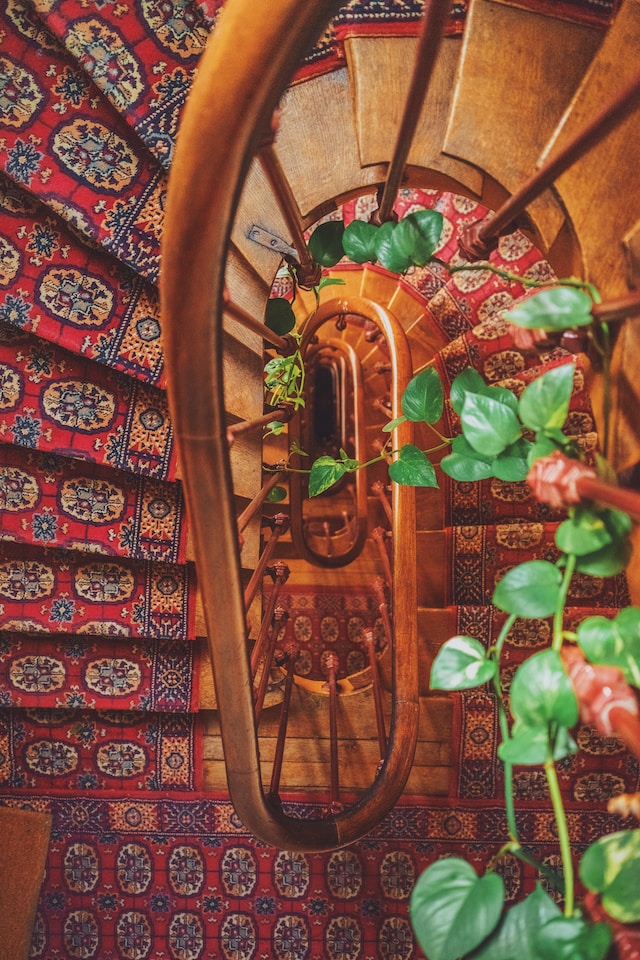 How to incorporate a Southwestern rug into your home decor