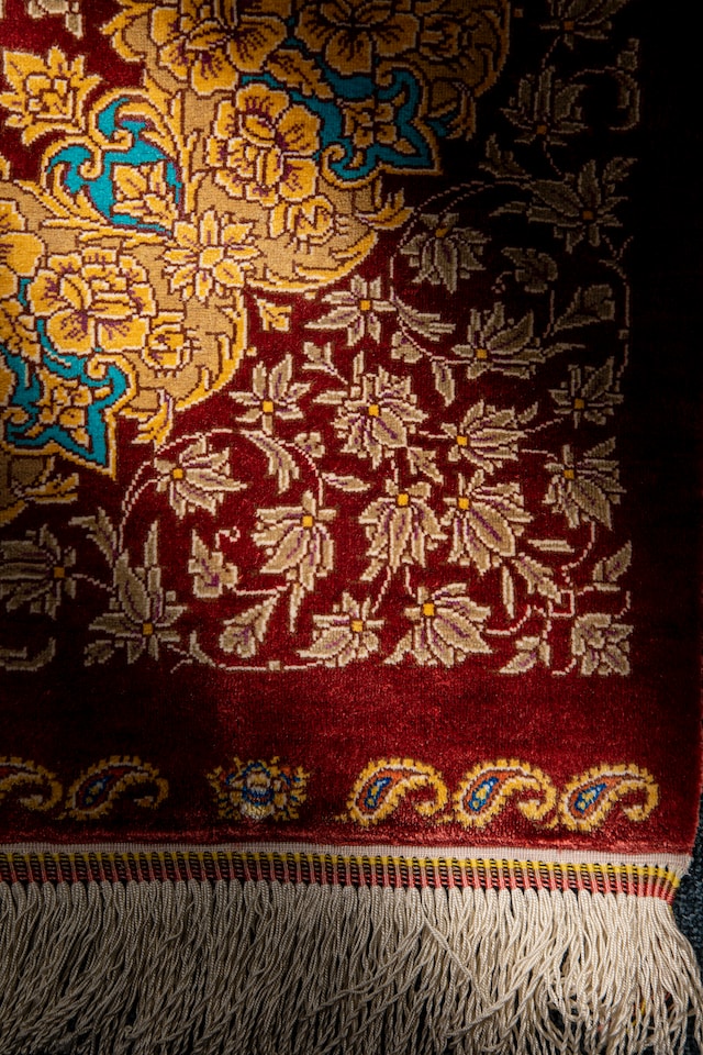 Materials Used in Western Carpets and Furniture