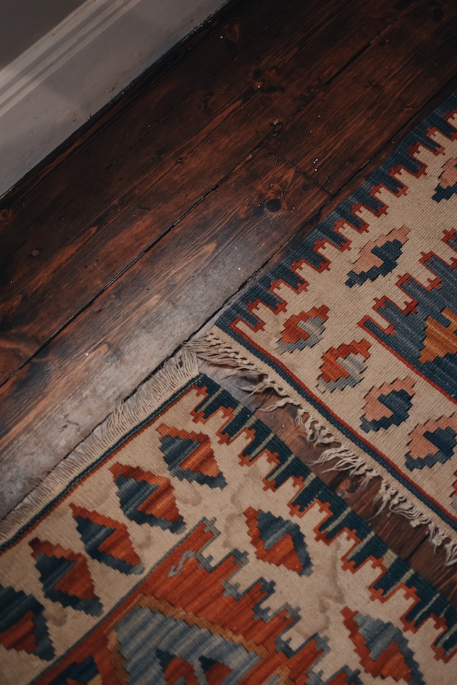 Materials Used in the Production of Western Influence Rugs